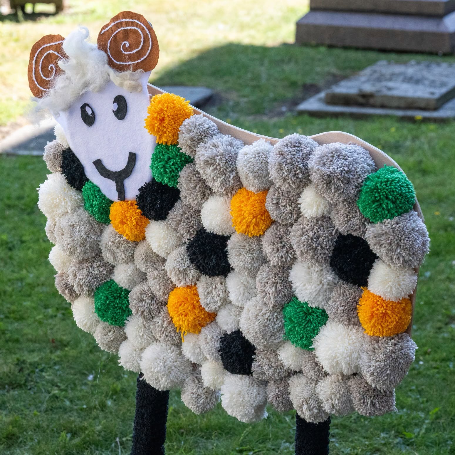 Sheep in Saints colours